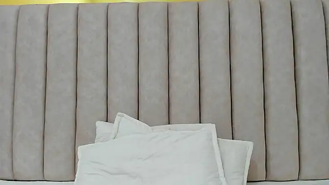 Snapshot of FreyaMoller chatting on February 12, 2026, 7:02 pm FreyaMoller online show from February 12, 2026, 7:02 pm