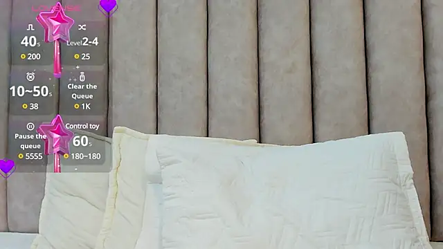FreyaMoller online show from February 20, 2025, 6:24 pm