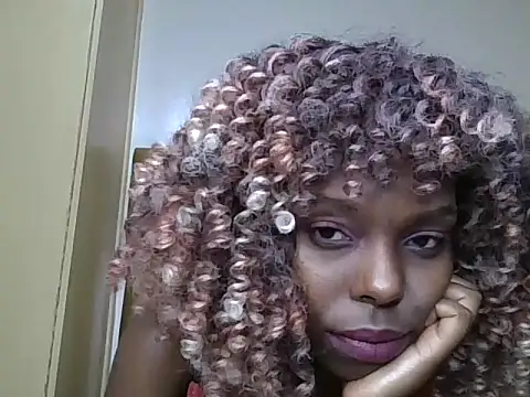 naughty ebony-queen online show from May 20, 2026, 3:09 pm