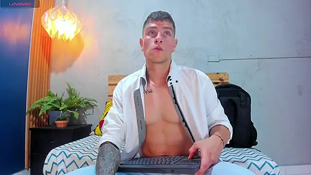 french sexx online show from February 15, 2025, 1:21 am