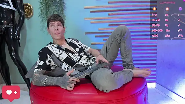 french sexx online show from November 6, 2025, 7:40 pm