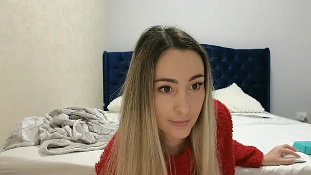 Snapshot of kimmie_meow chatting on February 8, 2025, 6:33 pm kimmie meow online show from February 8, 2025, 6:33 pm