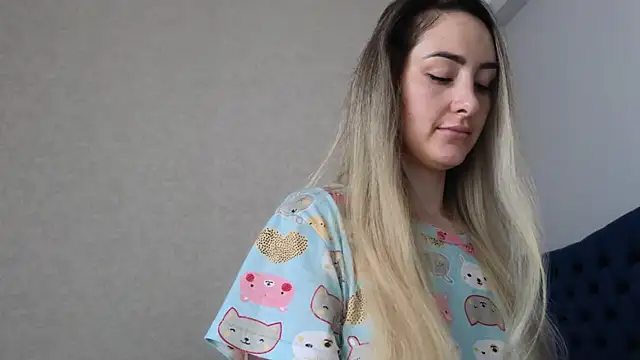 Snapshot of kimmie_meow chatting on February 25, 2025, 9:20 am kimmie meow online show from February 25, 2025, 9:20 am