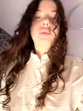 Kimi Ass online show from November 9, 2025, 1:31 am