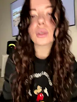 Kimi Ass online show from November 26, 2025, 11:10 am