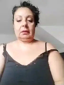Snapshot of Anais-Te-La-Como chatting on December 17, 2024, 11:06 am Anais-Te-La-Como online show from December 17, 2024, 11:06 am