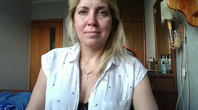 IrinaB1 online show from March 21, 2025, 3:13 pm