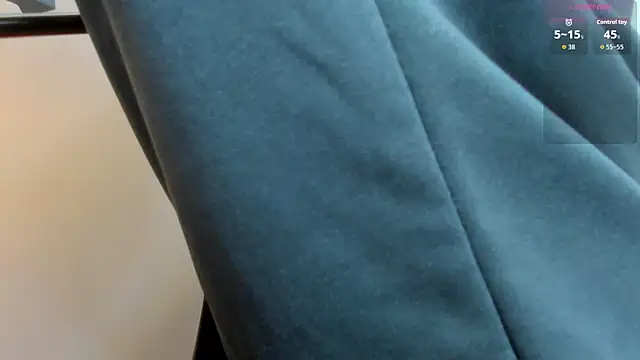 Snapshot of lizzy_davis_1 chatting on November 16, 2025, 4:06 am lizzy davis 1 online show from November 16, 2025, 4:06 am