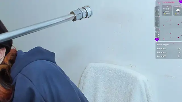 lizzy davis 1 online show from February 16, 2026, 4:00 am