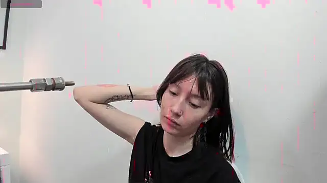 lizzy davis 1 online show from February 27, 2025, 3:51 am