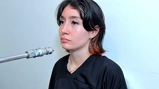 lizzy davis 1 online show from February 7, 2026, 3:36 am