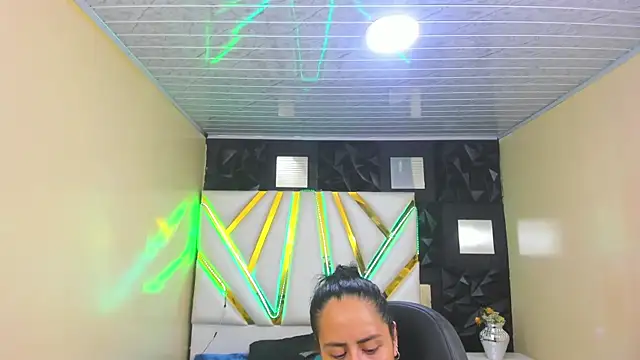 NikolPervertUnlimit online show from April 7, 2026, 11:06 pm