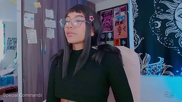 Snapshot of melissahowl chatting on October 10, 2025, 1:23 pm melissahowl online show from October 10, 2025, 1:23 pm