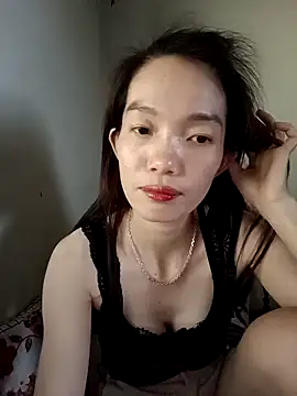 LILIAN999 online show from February 3, 2025, 4:46 am