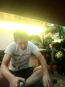 picachuchu online show from September 12, 2025, 2:06 pm