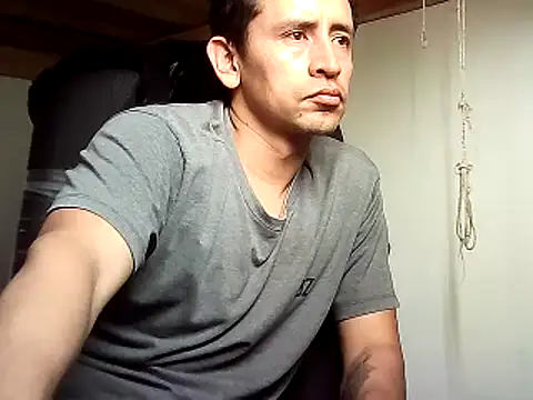 picachuchu online show from February 12, 2025, 2:10 pm