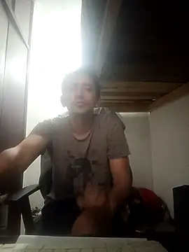 picachuchu online show from October 13, 2025, 9:49 pm