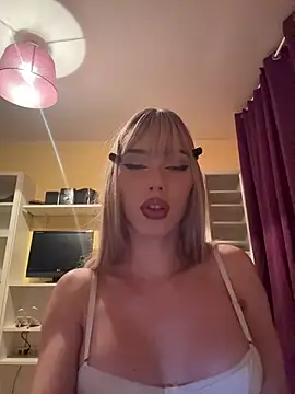 Carlita cute online show from March 12, 2026, 10:36 pm