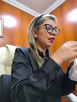 Cata Office-12 online show from October 14, 2025, 1:56 pm