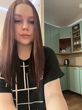 Snapshot of Marylallka5 chatting on March 20, 2025, 1:26 pm Marylallka5 online show from March 20, 2025, 1:26 pm