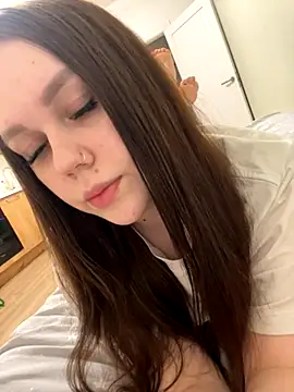 Snapshot of Marylallka5 chatting on October 24, 2025, 5:34 pm Marylallka5 online show from October 24, 2025, 5:34 pm