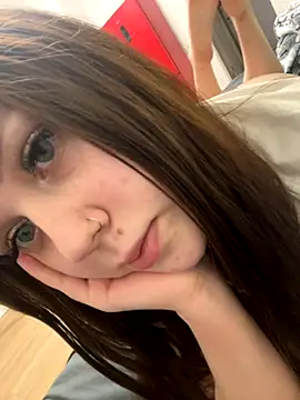 Snapshot of Marylallka5 chatting on September 15, 2025, 4:51 pm Marylallka5 online show from September 15, 2025, 4:51 pm