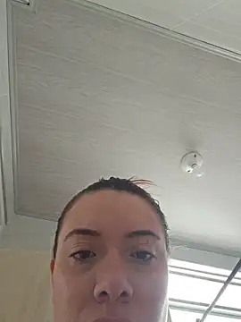 Snapshot of valery_mora chatting on October 10, 2025, 3:46 pm valery mora online show from October 10, 2025, 3:46 pm