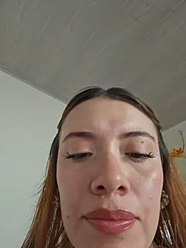 Snapshot of valery_mora chatting on October 30, 2025, 5:21 pm valery mora online show from October 30, 2025, 5:21 pm