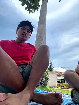  Ottis  online show from April 9, 2026, 3:51 pm