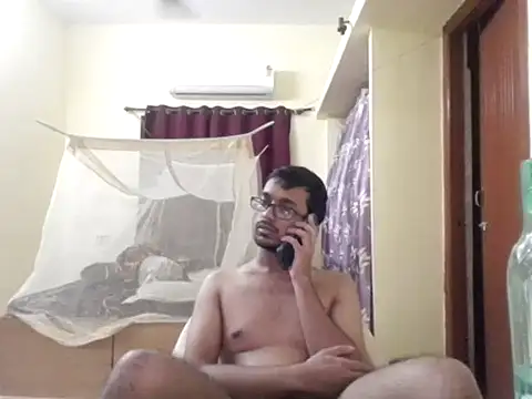 THE NAKED BOY online show from December 18, 2025, 12:53 pm