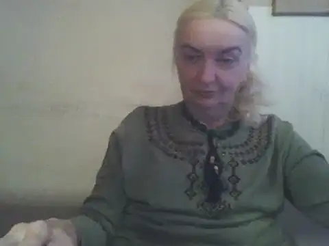 Snapshot of Meri798 chatting on May 17, 2026, 5:02 pm Meri798 online show from May 17, 2026, 5:02 pm