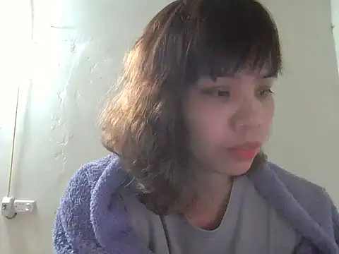 Angela-Eira online show from December 21, 2025, 10:10 pm