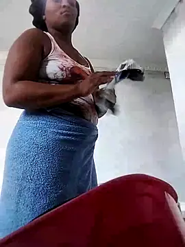 lovelyassbitch online show from February 19, 2025, 3:05 pm