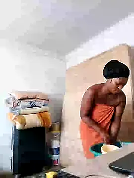 lovelyassbitch online show from February 14, 2025, 1:29 pm