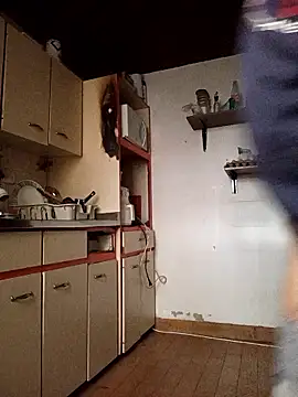 weedmanhot28 online show from January 18, 2026, 11:46 am