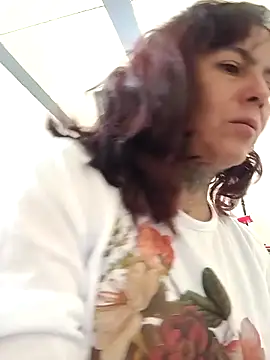 Snapshot of Dakary_hot chatting on November 14, 2025, 8:45 pm Dakary hot online show from November 14, 2025, 8:45 pm