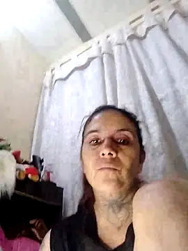 Snapshot of Dakary_hot chatting on January 5, 2025, 11:22 pm Dakary hot online show from January 5, 2025, 11:22 pm