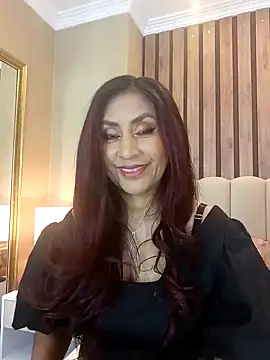 MonicaMoret online show from February 26, 2025, 12:16 pm