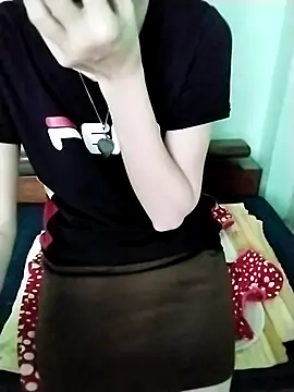 Snapshot of Luxcute286 chatting on July 16, 2026, 3:25 am Luxcute286 online show from July 16, 2026, 3:25 am