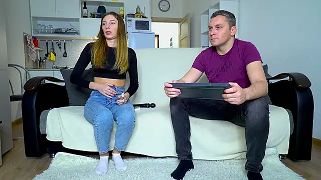 Snapshot of littlesweettifany chatting on November 7, 2025, 12:21 pm littlesweettifany online show from November 7, 2025, 12:21 pm