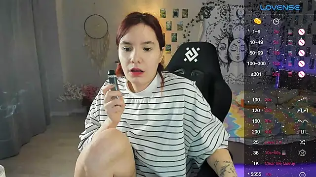 Snapshot of callmekatesmith chatting on February 6, 2025, 2:44 am callmekatesmith online show from February 6, 2025, 2:44 am