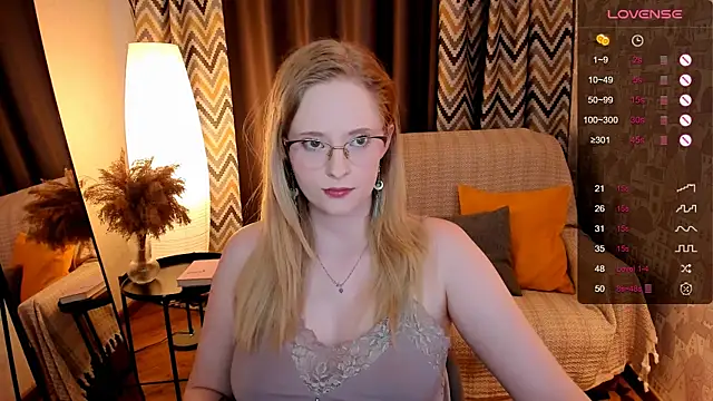 Snapshot of Aemilia_ chatting on October 9, 2025, 8:48 am Aemilia online show from October 9, 2025, 8:48 am