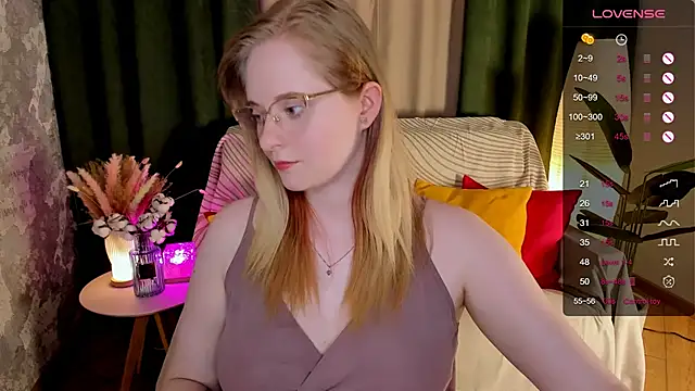 Aemilia  online show from June 3, 2026, 8:37 am