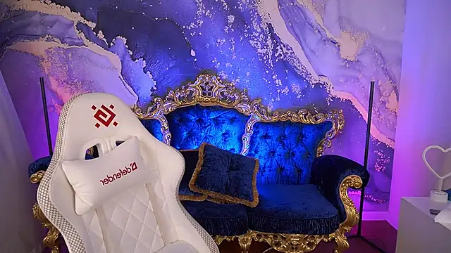 CozyMell online show from November 16, 2025, 2:11 pm