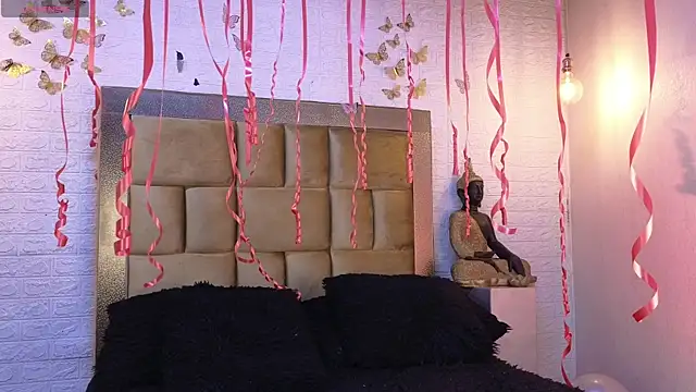 Snapshot of ximenawilliamss chatting on November 14, 2025, 10:35 pm ximenawilliamss online show from November 14, 2025, 10:35 pm