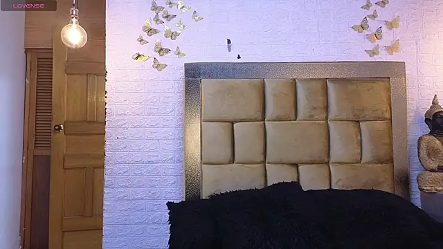 Snapshot of ximenawilliamss chatting on October 24, 2025, 9:03 pm ximenawilliamss online show from October 24, 2025, 9:03 pm