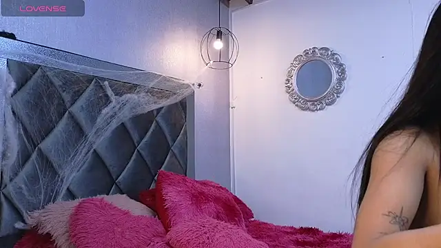 Snapshot of ximenawilliamss chatting on October 15, 2025, 12:02 pm ximenawilliamss online show from October 15, 2025, 12:02 pm