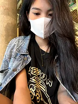 Ladygirrl22 online show from November 23, 2025, 6:23 am