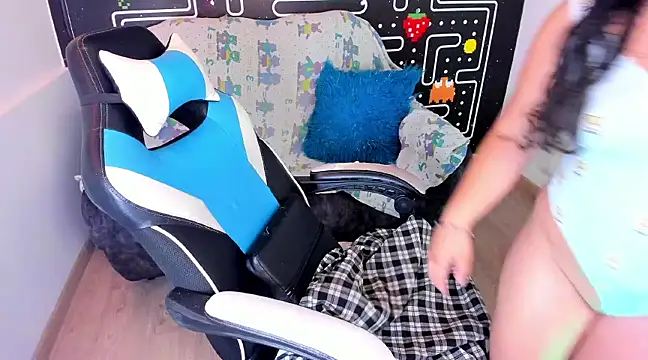 Barbara honey online show from February 26, 2025, 12:49 pm