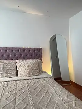 samantha evans2 online show from February 12, 2026, 7:57 pm